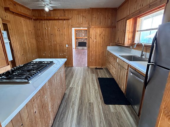 4th image of 7715 4th St SE