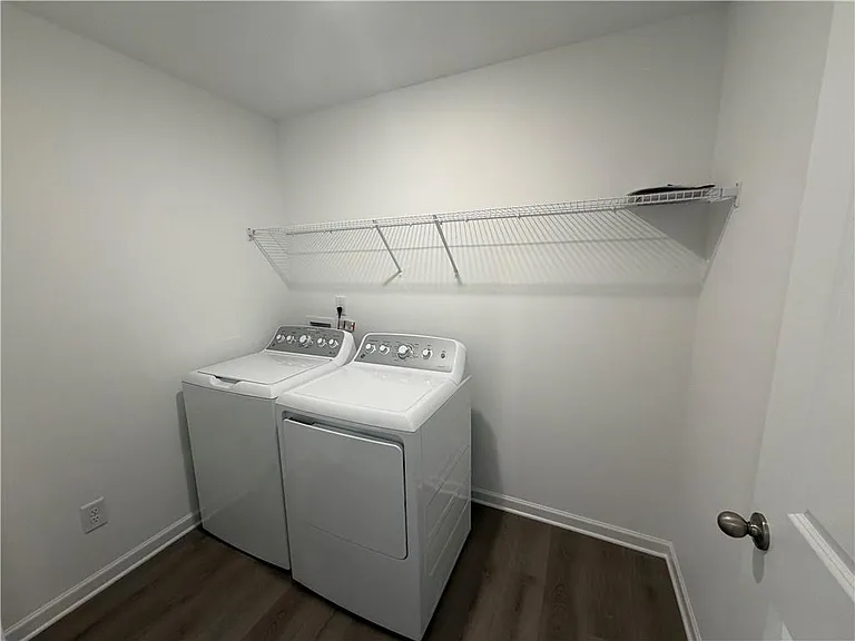 6715 Armonia Dr SW — Photo 20