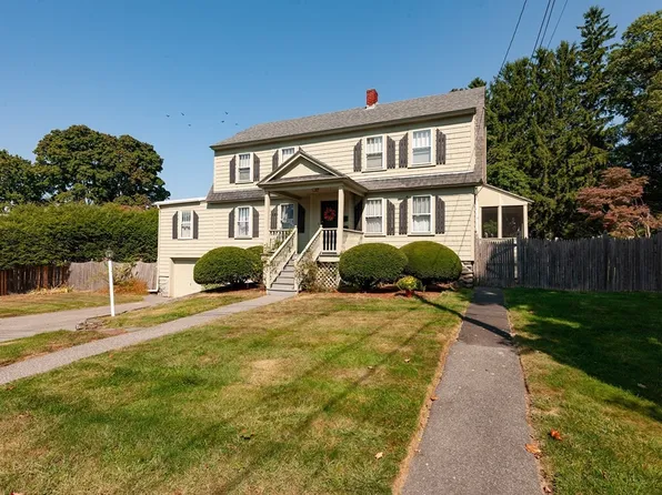 16 Putnam Rd, North Andover, MA 01845