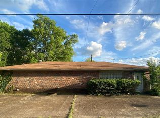 702 7th Ave S, Columbus, MS 39701