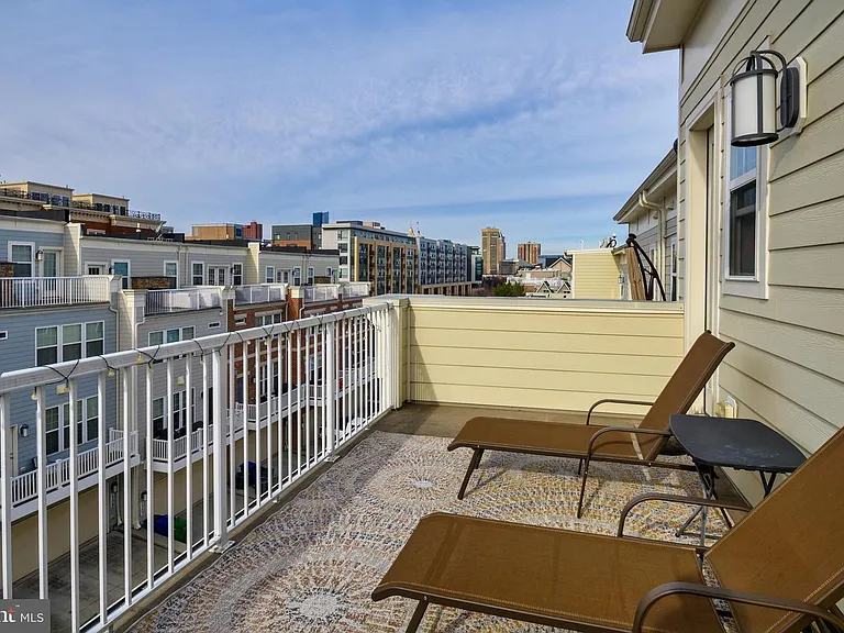 1310 Jackson St #1 — Photo 21