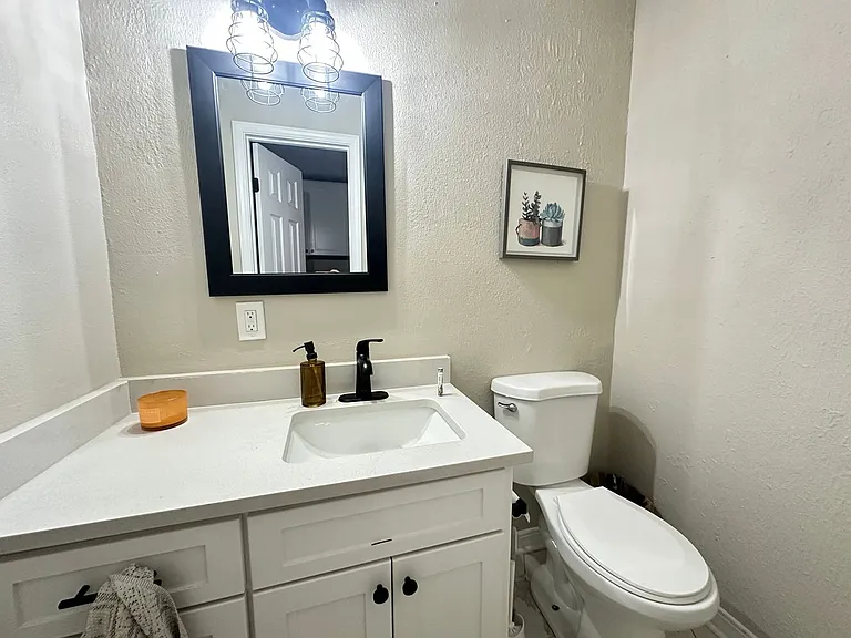 3125 Lake Hills Dr — Photo 15