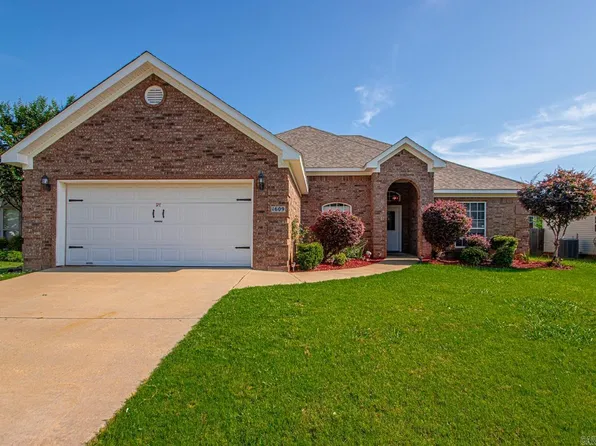 1609 White Oak Cir, Benton, AR 72019