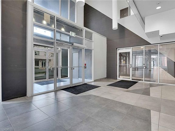 5th image of 158 King St N #81201