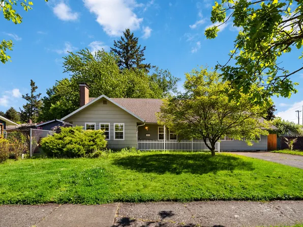 9626 SE Lincoln St, Portland, OR 97216