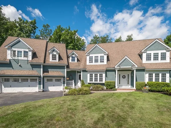 5 Leary Ln, Middleton, MA 01949