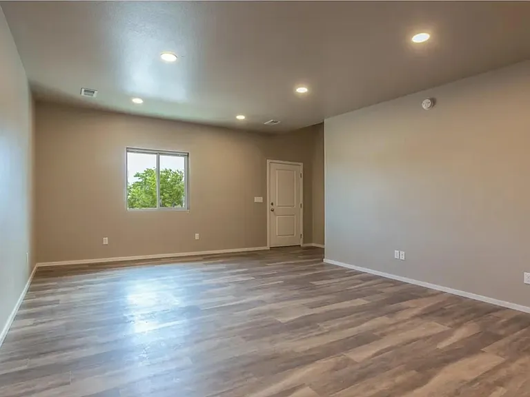 3653 Ronald Reagan Ave — Photo 3