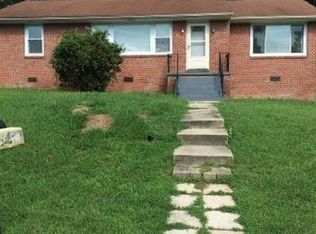 475 Pine Ridge Rd, Petersburg, VA 23805