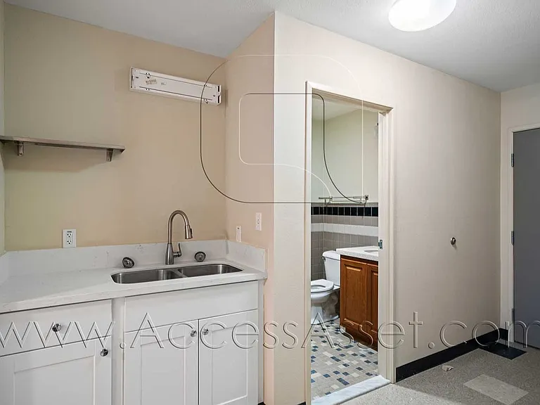 636-164-032 108th — Photo 5