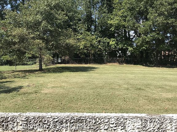 5th image of 5417 Winona St