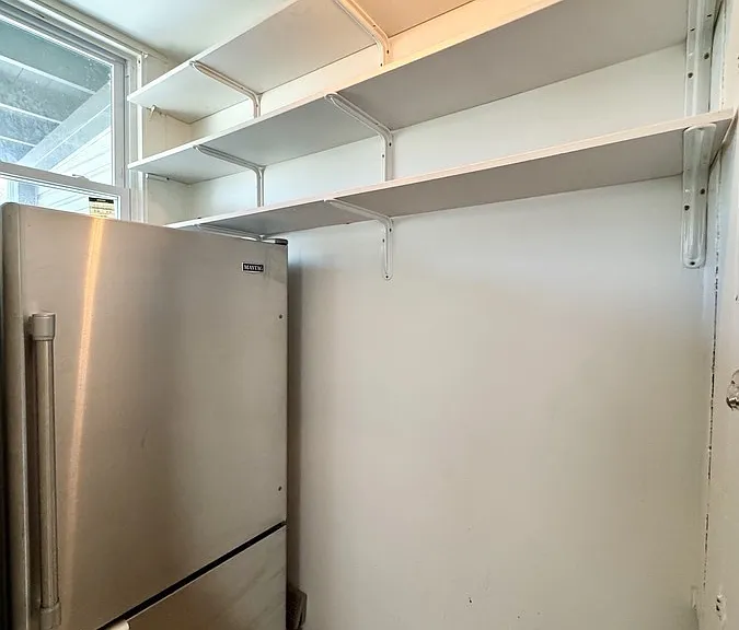 1031 Cleveland St #2 — Photo 11