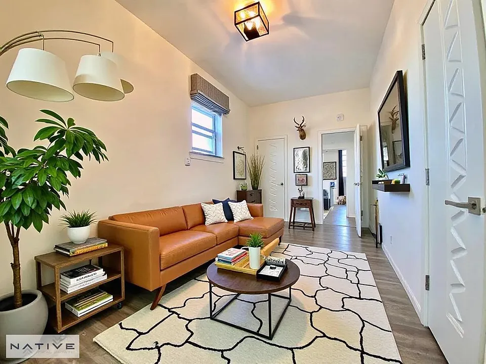 173 Meserole Ave #4R