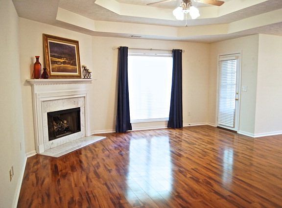 3rd image of 3108 Thornberry Cir