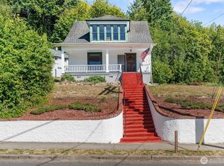 216 SE 1st St, Winlock, WA 98596