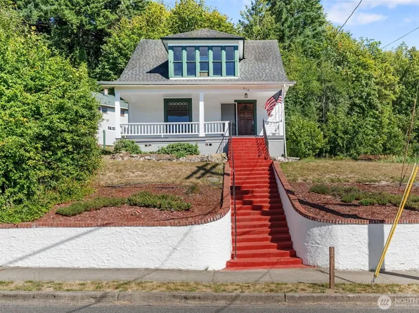 216 SE 1st Street, Winlock, WA 98596