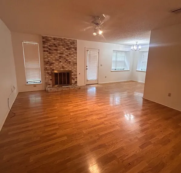 3 bed, 2.0 bath, 1262 sqft, $1,450 — Photo 4
