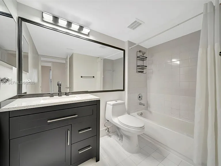 2620 S University Dr #109 — Photo 9