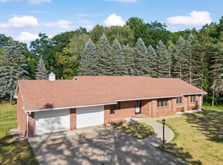 224 Merritt Nyberg Ln, Manchester, NH 03104