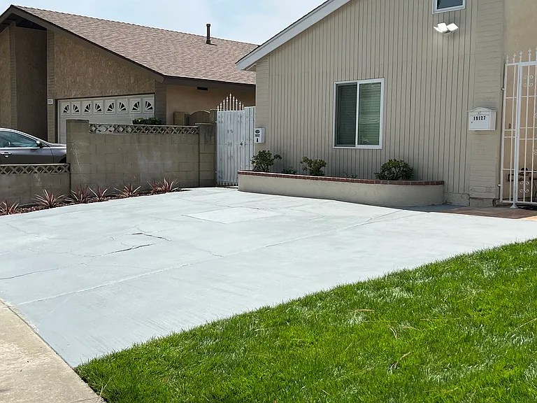Wiersma Ave — Photo 19