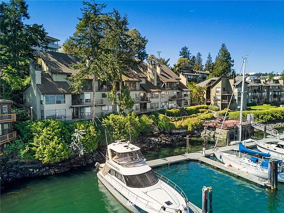 2nd image of 0 Slip 16 Cannery Village Marina