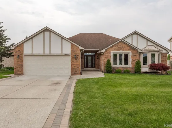 41136 Cilantro Dr, Sterling Heights, MI 48314