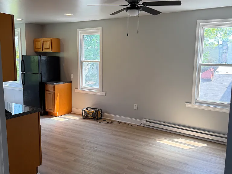 1657 Haworth St #2 — Photo 15