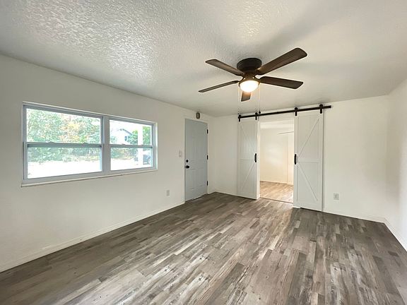 4th image of 164 Water St