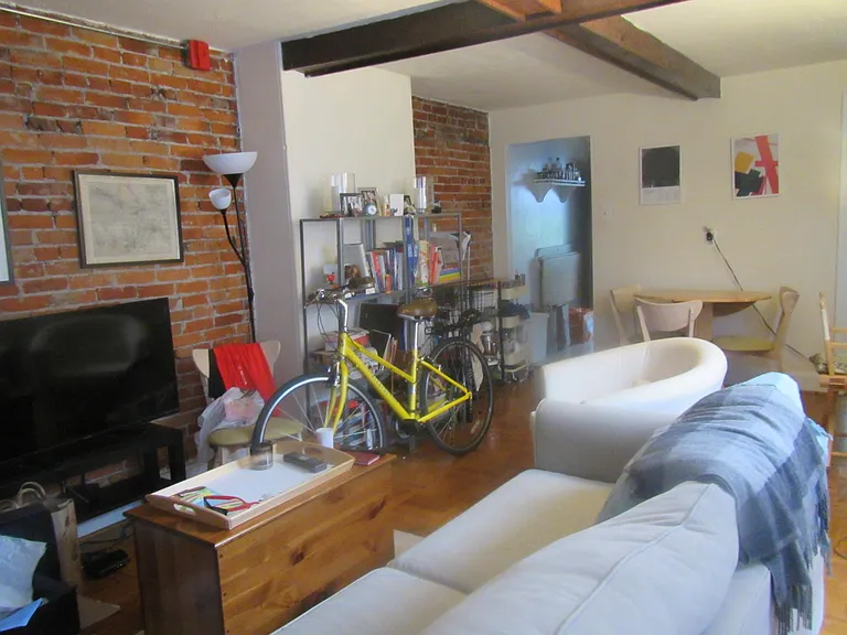 260 S 21st St #3R — Photo 6