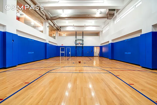 Rented by Compass | media 9