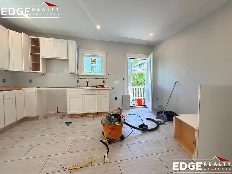 54 Tremont St #2 — Photo 3