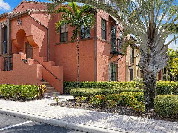 9066 Albion Ln N #51-1, Naples, FL 34113