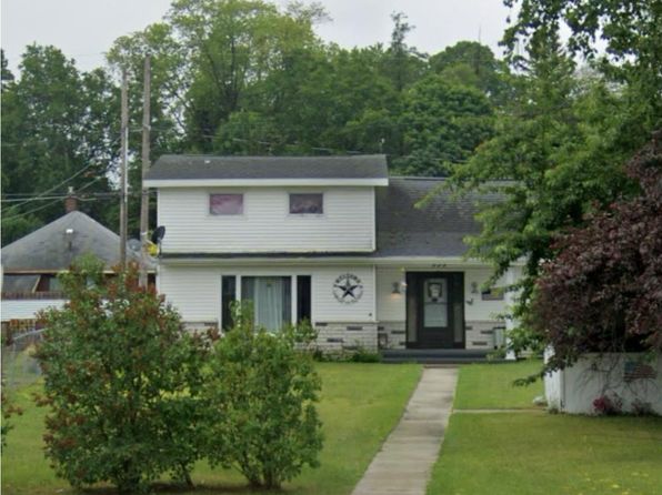 335 S 4th St, Rogers City, MI 49779