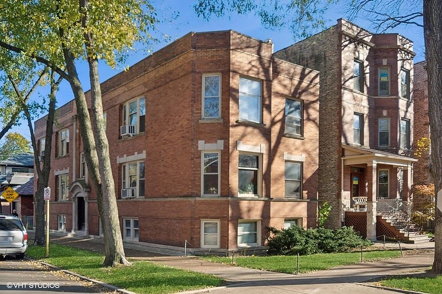 1st image of 1351 W Balmoral Ave