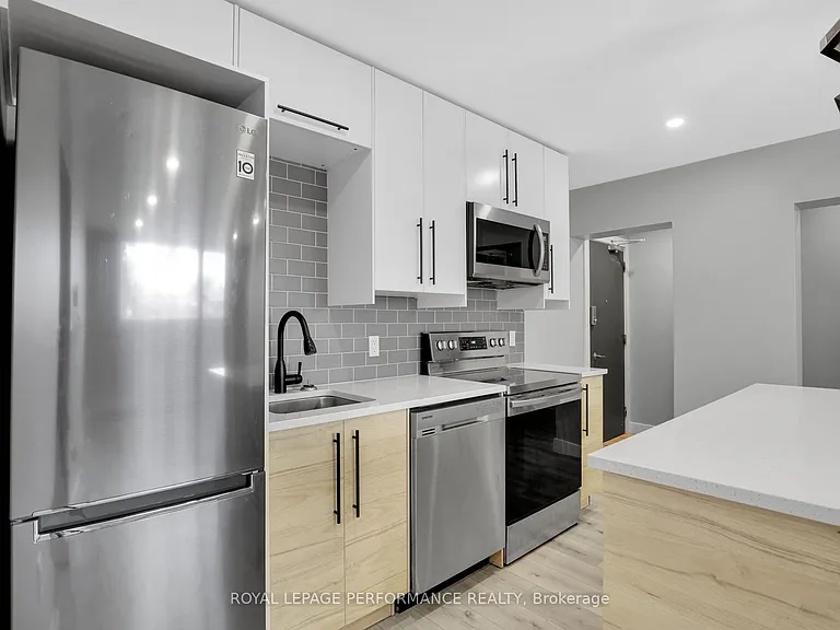 695 Morgan St #2 — Photo 8