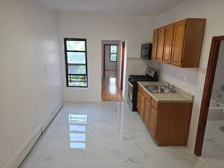732 Belmont Ave — Photo 3