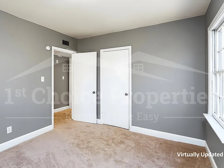 500 15th Ave NW — Photo 16