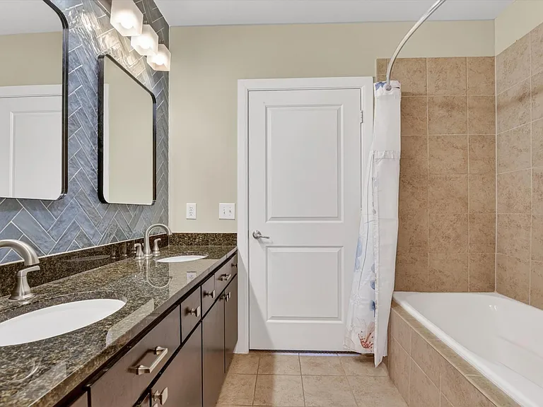 300 Saint Joseph Pkwy #116 — Photo 10