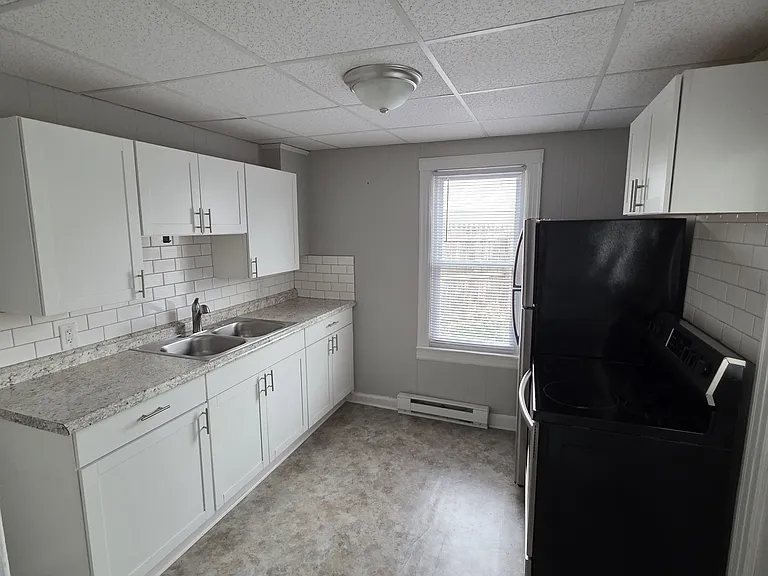 230 Cleveland Ave — Photo 4