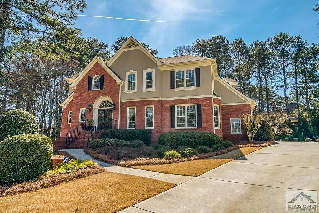 1599 Leesburg Ct photo 1
