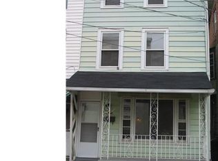 424 Lawrence St, Burlington, NJ 08016