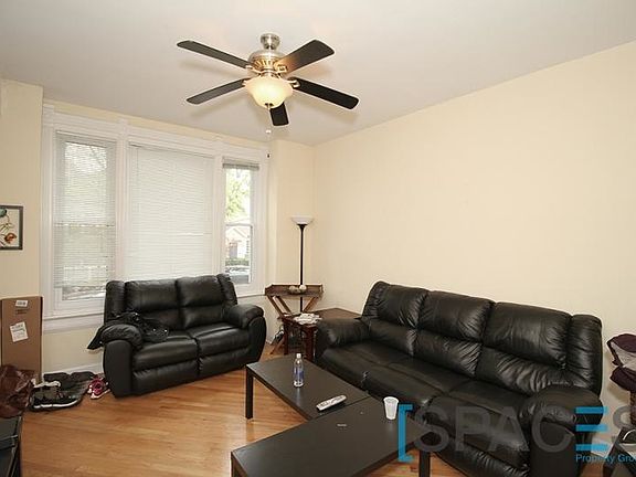 3rd image of 1509 W Wellington Ave #Fb1