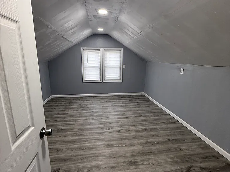 7011 Meadow Ave — Photo 4