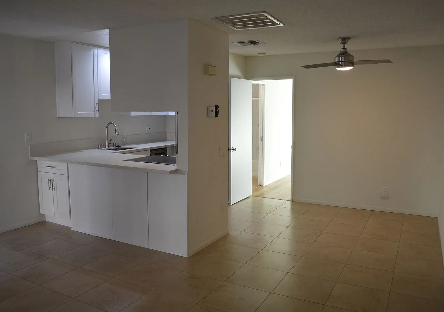 Biarritz Community, Central Palm Springs, Long Term Unfurnished — Photo 3