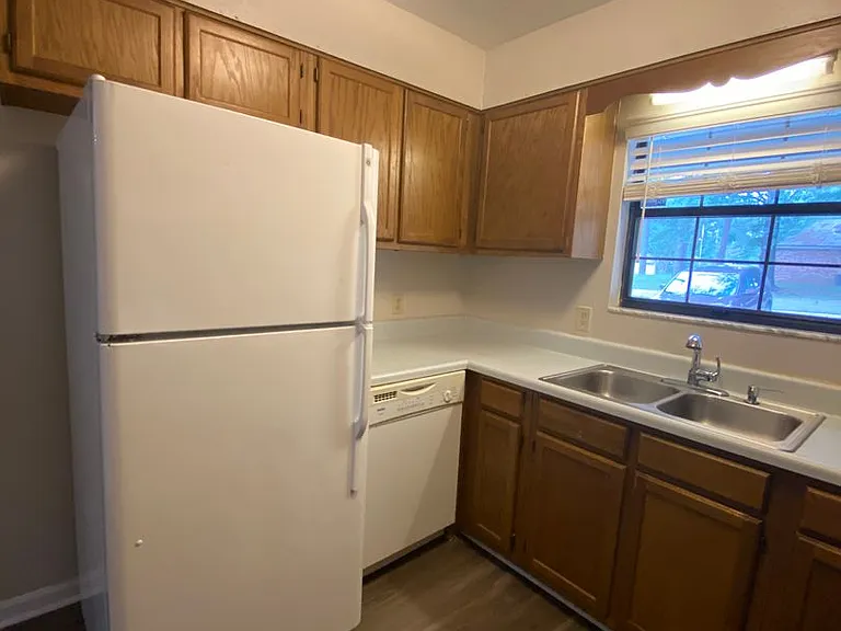 3701 Bentley Dr — Photo 9