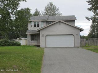 11540 E Crimsonview Dr, Palmer, AK 99645
