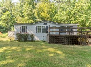 59 Meadow Mist Ln, Charleston, WV 25312
