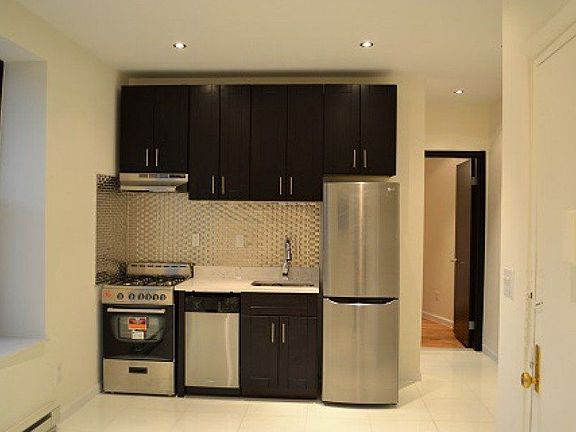 3rd image of 940 Columbus Ave #4C