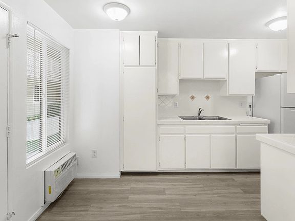 5th image of 8816 Laurel Canyon Blvd APT 1