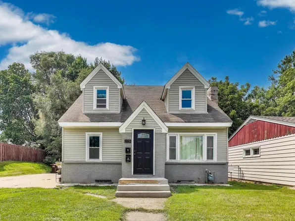 225 11th Ave N, South Saint Paul, MN 55075