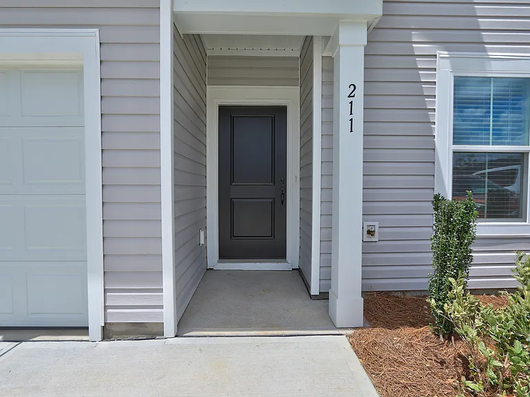 211 River Birch Ln — Photo 4